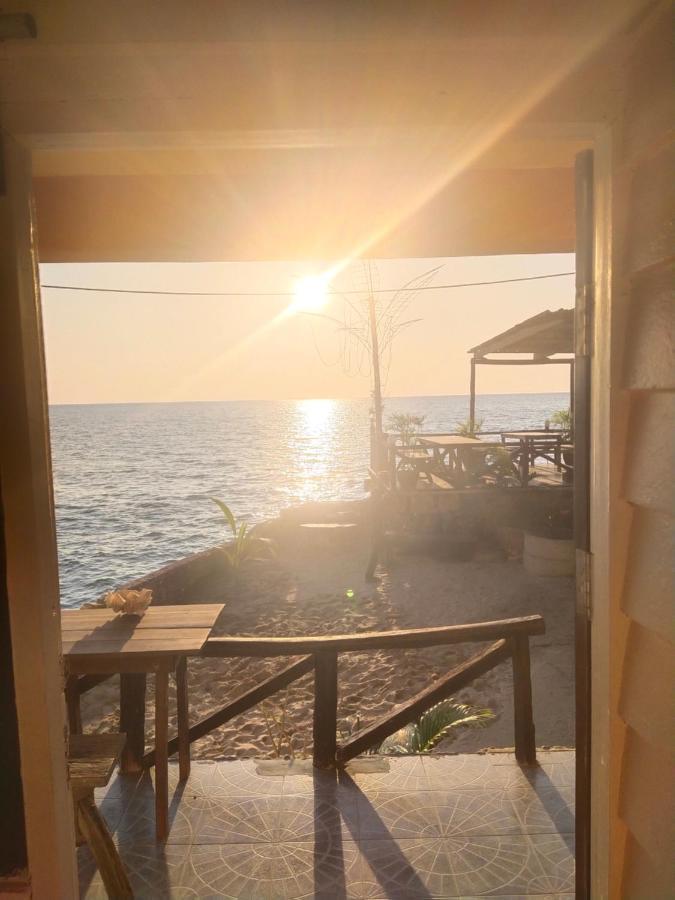 Rock Sand Resort Трат Екстериор снимка